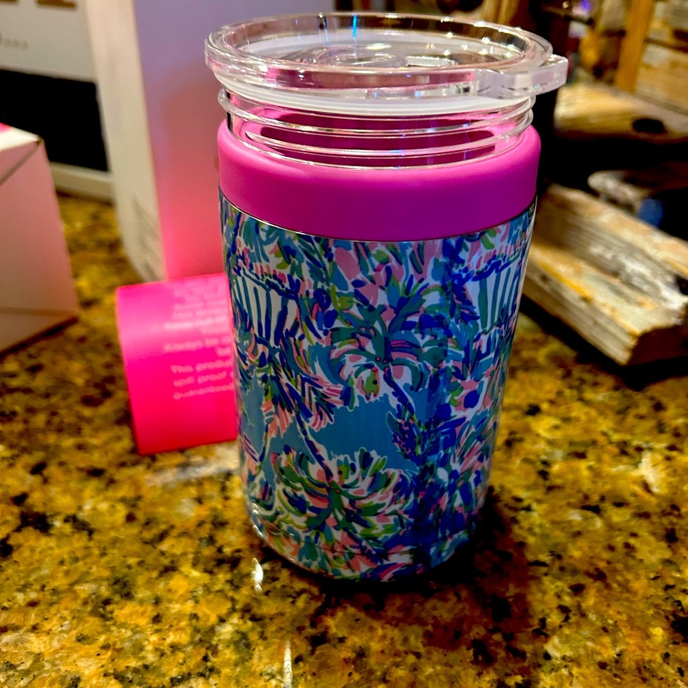 Cabana Cocktail pattern, Tumbler or metal can koozie.  Set of 4  never used